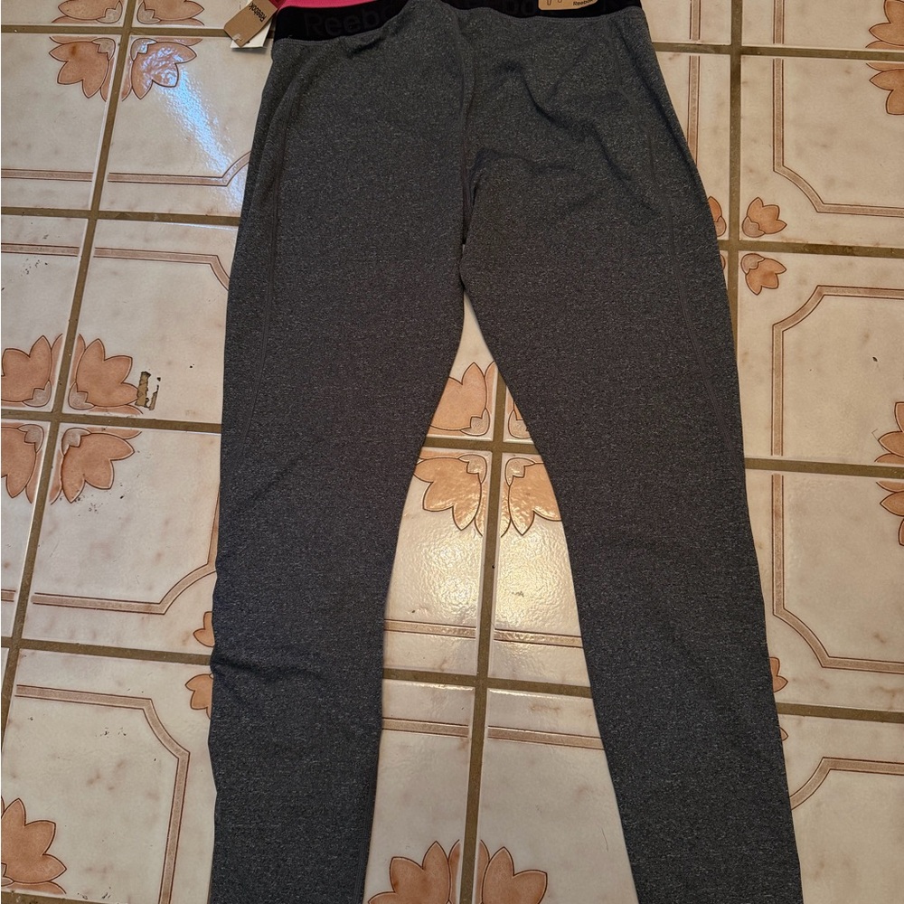 Reebok Leggings - Picture 3 of 8